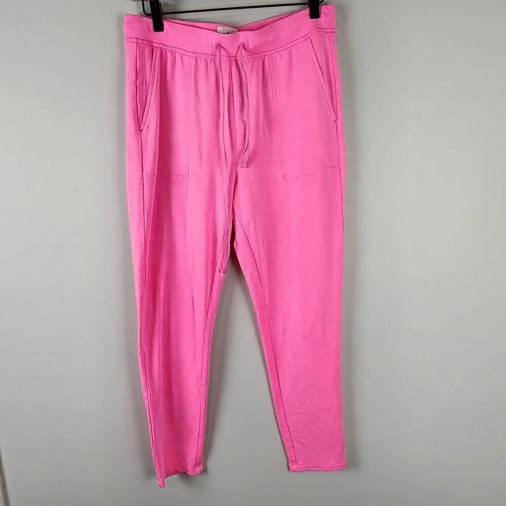 Lou & Grey sz M signature soft pink lightweight lounge pants pink pockets
